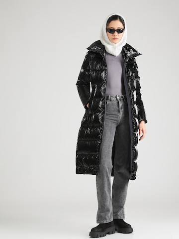 Peuterey Zimní kabát – černá