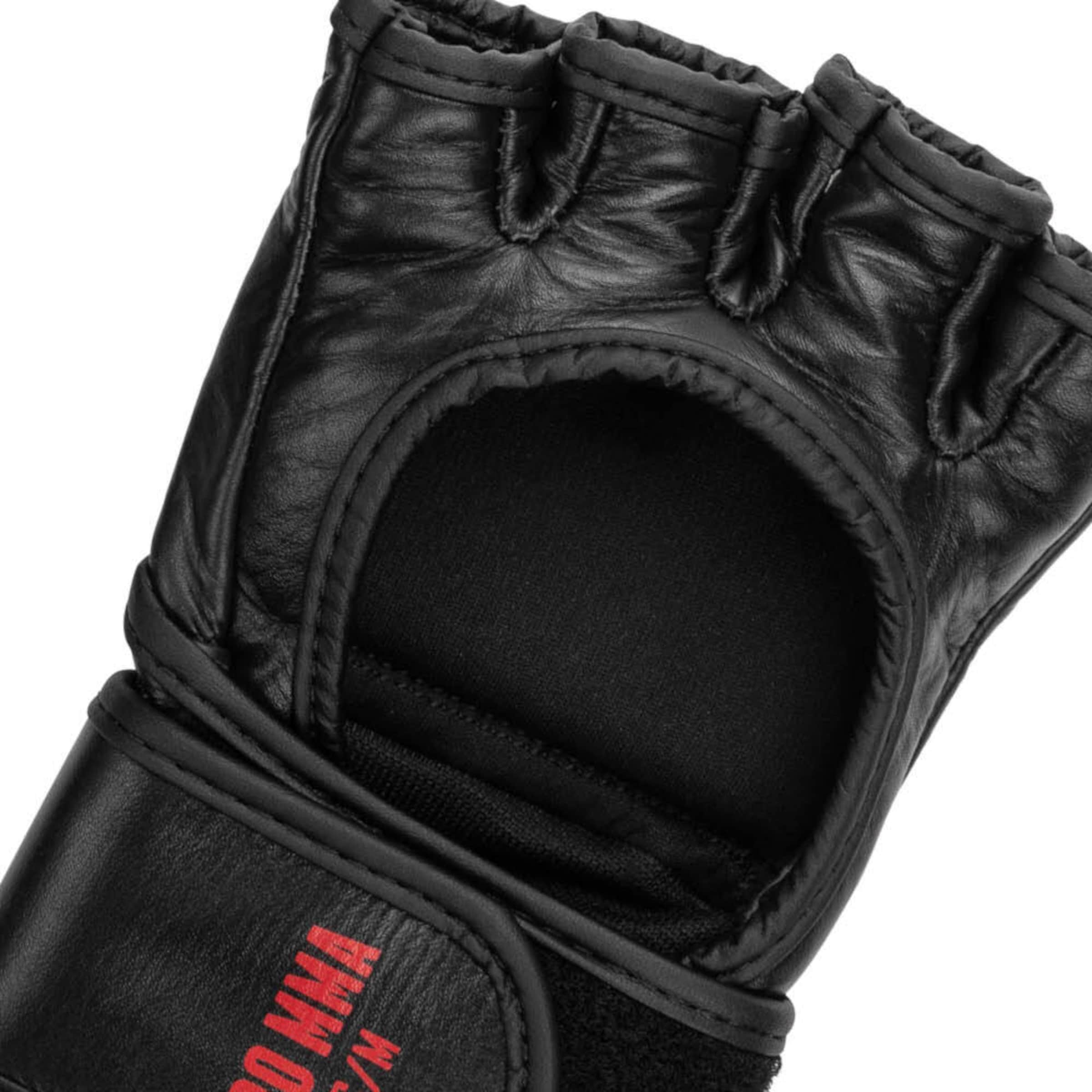 Guanti con dita corte 'MMA Pro Fight' di Tapout in nero
