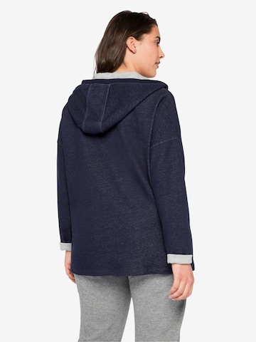 SHEEGO Sweatshirt in Blue