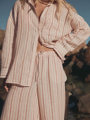 Wide leg Pantaloni di Next in rosa