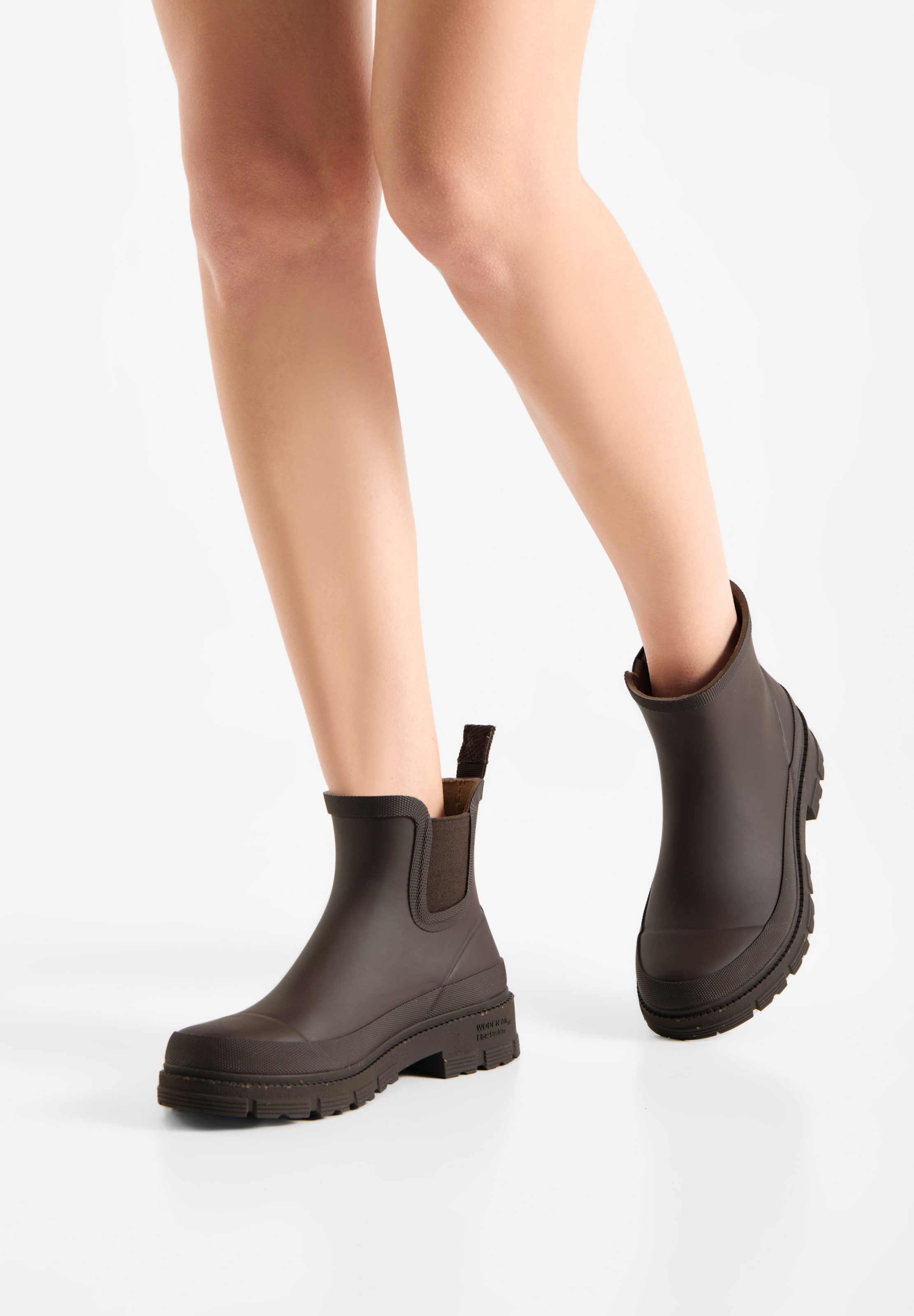 WODEN Enkellaarsjes 'Alison Waterproof' in Bruin: voorkant