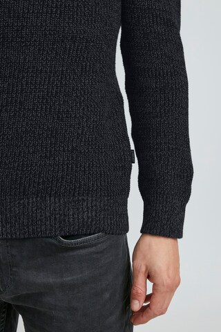 11 Project Strickpullover 'AMERICUS' in Schwarz