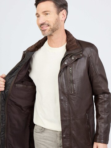 JCC Tussenjas in Bruin