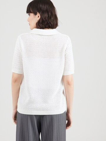Pull-over 'DENEFA 6' Soyaconcept en blanc