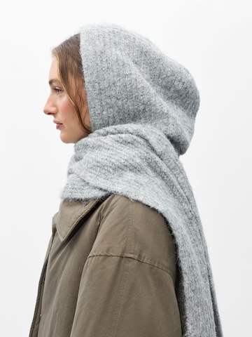 OBJECT Balaclava Schal in Grau