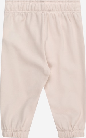 Tapered Pantaloni di GAP in rosa