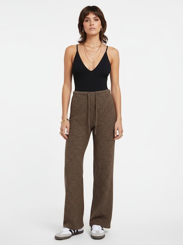 Shirtbody 'Ruby' studioselect en noir : devant