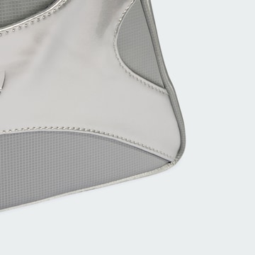 ADIDAS ORIGINALS Clutch in Silver