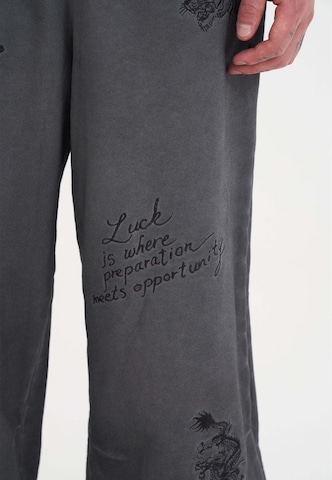 Regular Pantalon Ed Hardy en gris