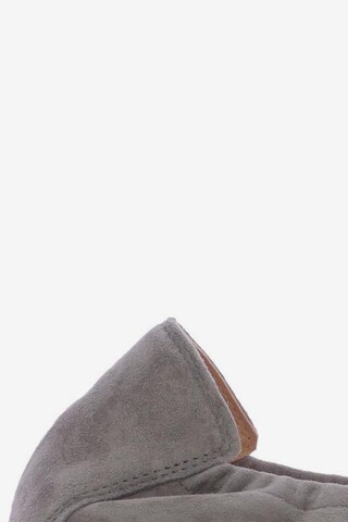THINK! Flats & Loafers in 39 in Grey