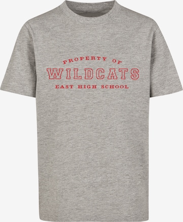 F4NT4STIC Shirt 'Disney High School Musical The Musical Property Of Wildcats' in Grijs: voorkant