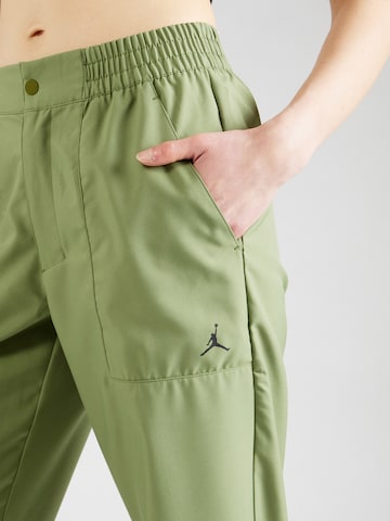Tapered Pantaloni de la Jordan pe verde