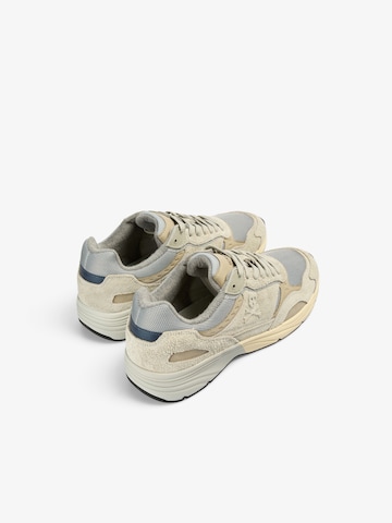 Sneaker low ' ' de la Scalpers pe gri