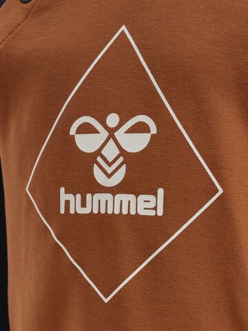 Hummel Shirt in Braun