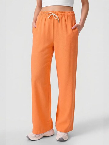 Tommy Life Pants in Orange: front