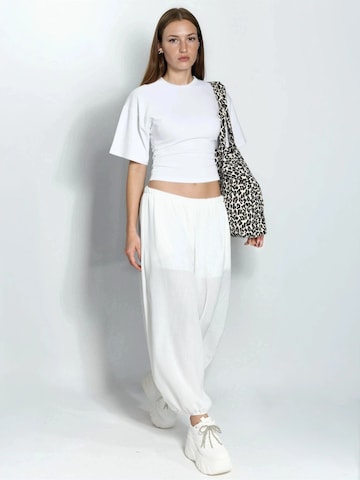 Qu Style Shirt in White