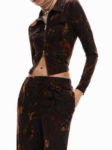 Desigual Φθινοπωρινό και ανοιξιάτικο μπουφάν σε καφέ