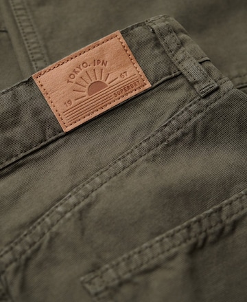 Superdry Loose fit Pants in Green