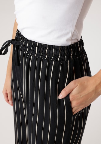Aniston SELECTED Wide leg Pants in Black