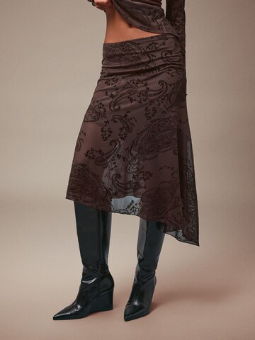 Gonna di Bershka in marrone: frontale