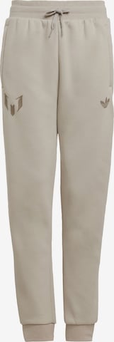 ADIDAS ORIGINALS - Pantalón deportivo 'Messi' en gris: frente