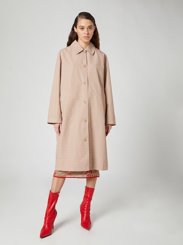 Bella x ABOUT YOU Between-seasons coat 'Sidney' in Beige