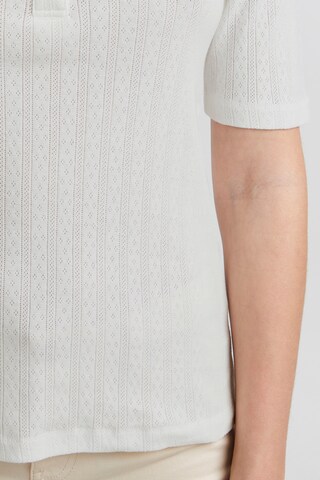 Maglietta di b.young in bianco