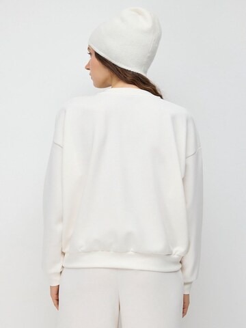 No Matter What Sweatshirt in Beige