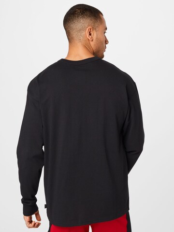 Nike Sportswear Shirt 'Premium Essentials' in Black