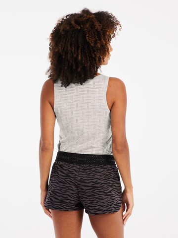 PROTEST Top 'PRTWinnies' in White