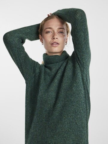 PIECES Pullover in Grün