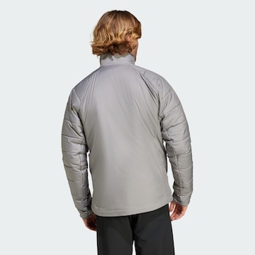 ADIDAS TERREX - Chaqueta de montaña en gris