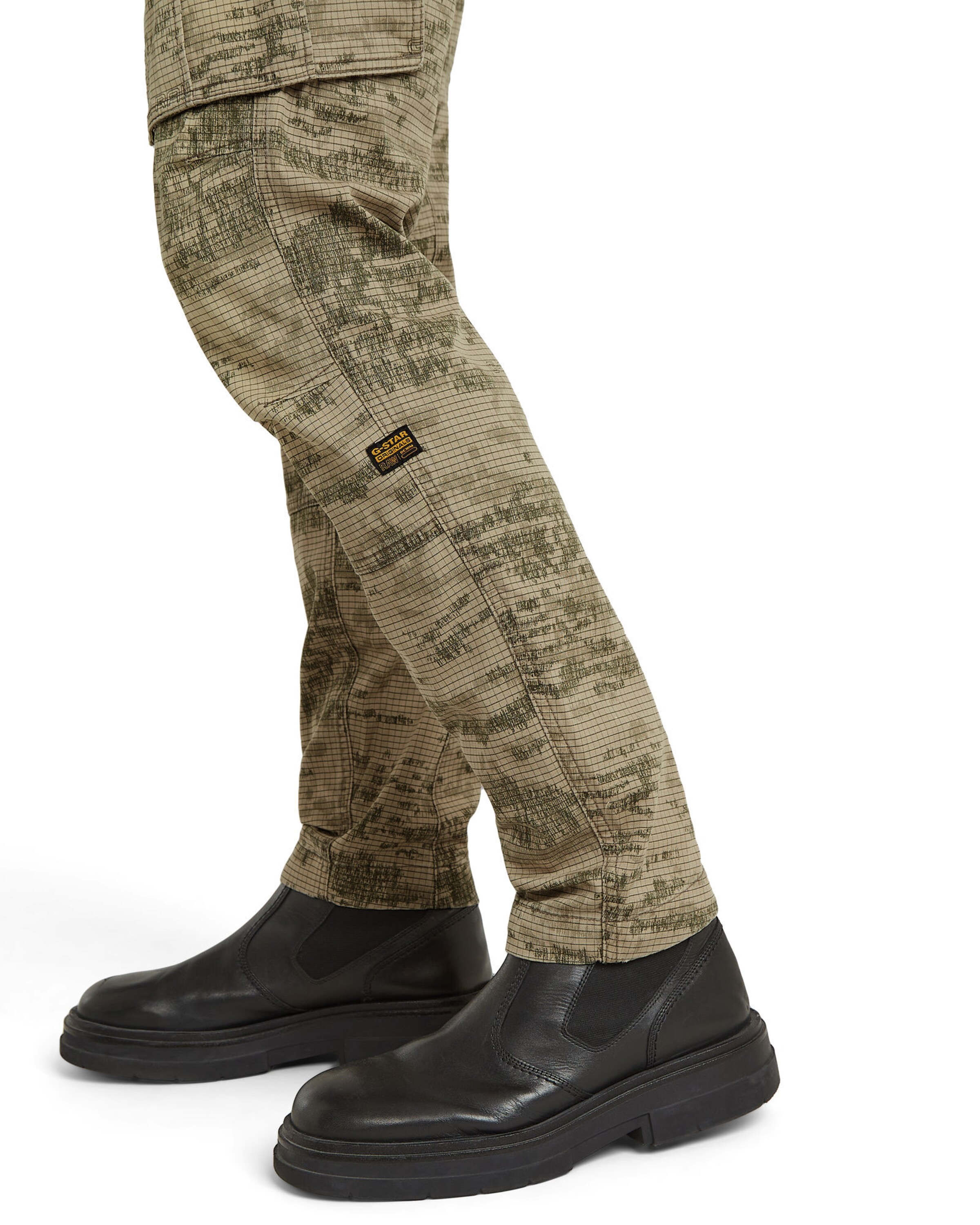 G-STAR Tapered Cargo Pants in Beige