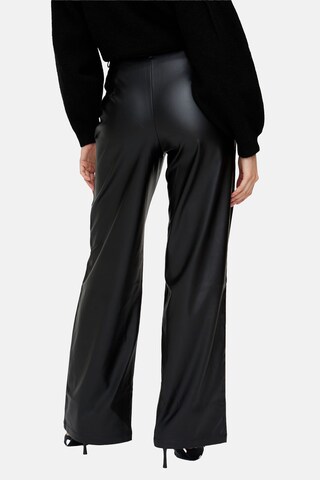 lily and lionel Regular Pants in Black