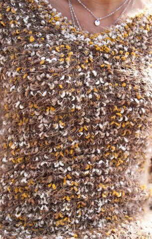 heine Svetr – hnědá