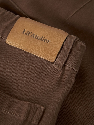 Barrel Pantalon Lil'Atelier en marron
