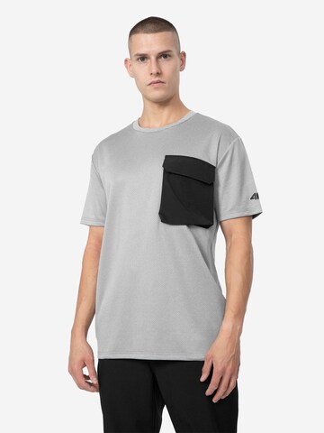 T-Shirt fonctionnel 4F en gris : devant