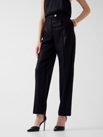 GUESS Tapered Hose in Schwarz: Vorderseite