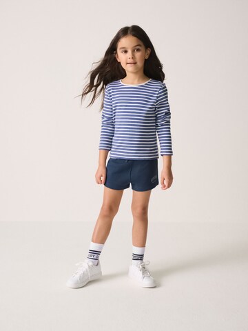Set de la Superdry & Co pe albastru: față