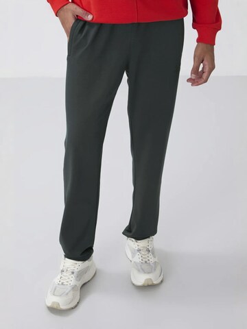 regular Pantaloni di Tommy Life in verde