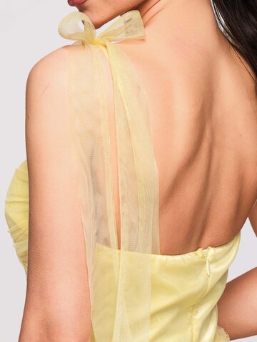 Abito di Ombre in giallo
