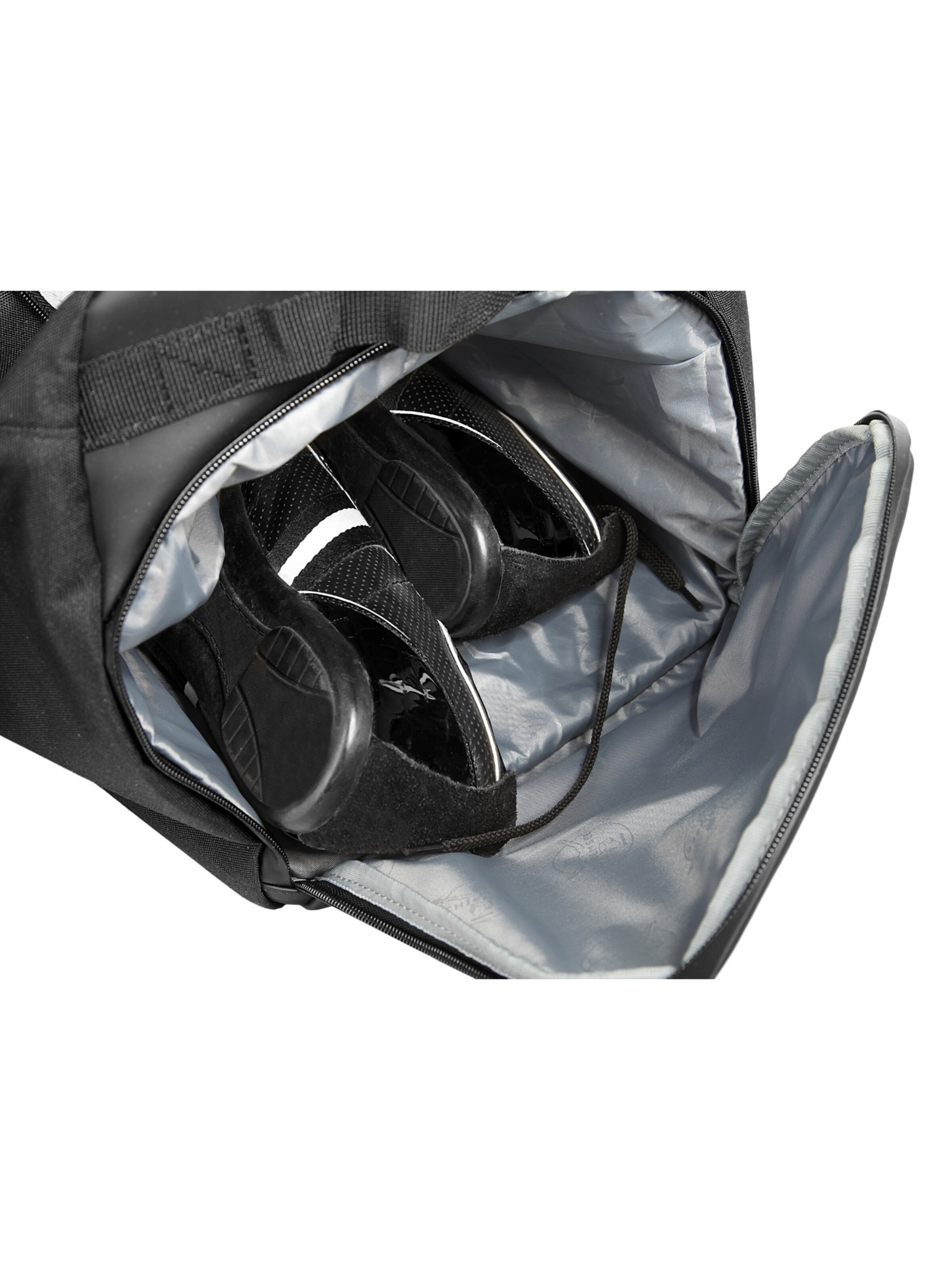 Sac de voyage 'TRACK "N" DAY' CHIEMSEE en noir