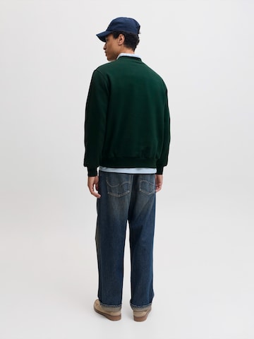 JACK & JONES - Sweatshirt 'JORFREDERIKSBERG' em verde
