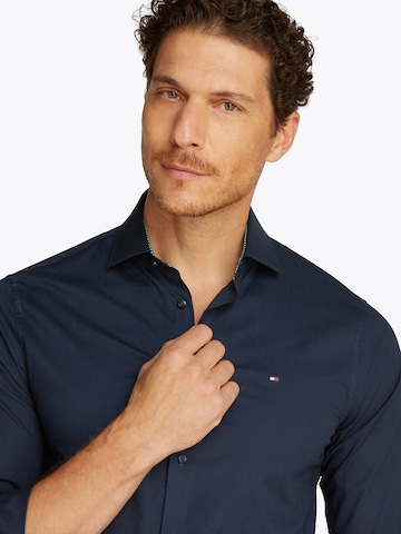 TOMMY HILFIGER Slim fit Πουκάμισο σε μπλε