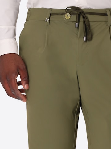 Regular Pantalon fonctionnel 'T. ACTIVE. ' Distretto12 en vert