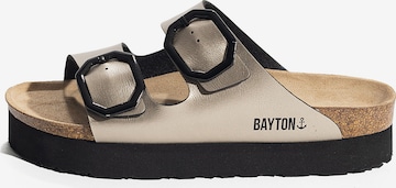 Bayton - Zapatos abiertos 'Japet' en oro: frente