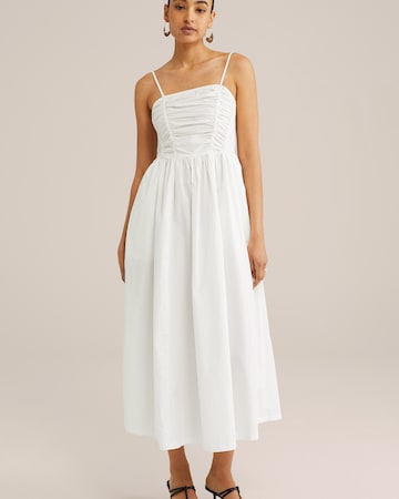WE Fashion Dress in White: front