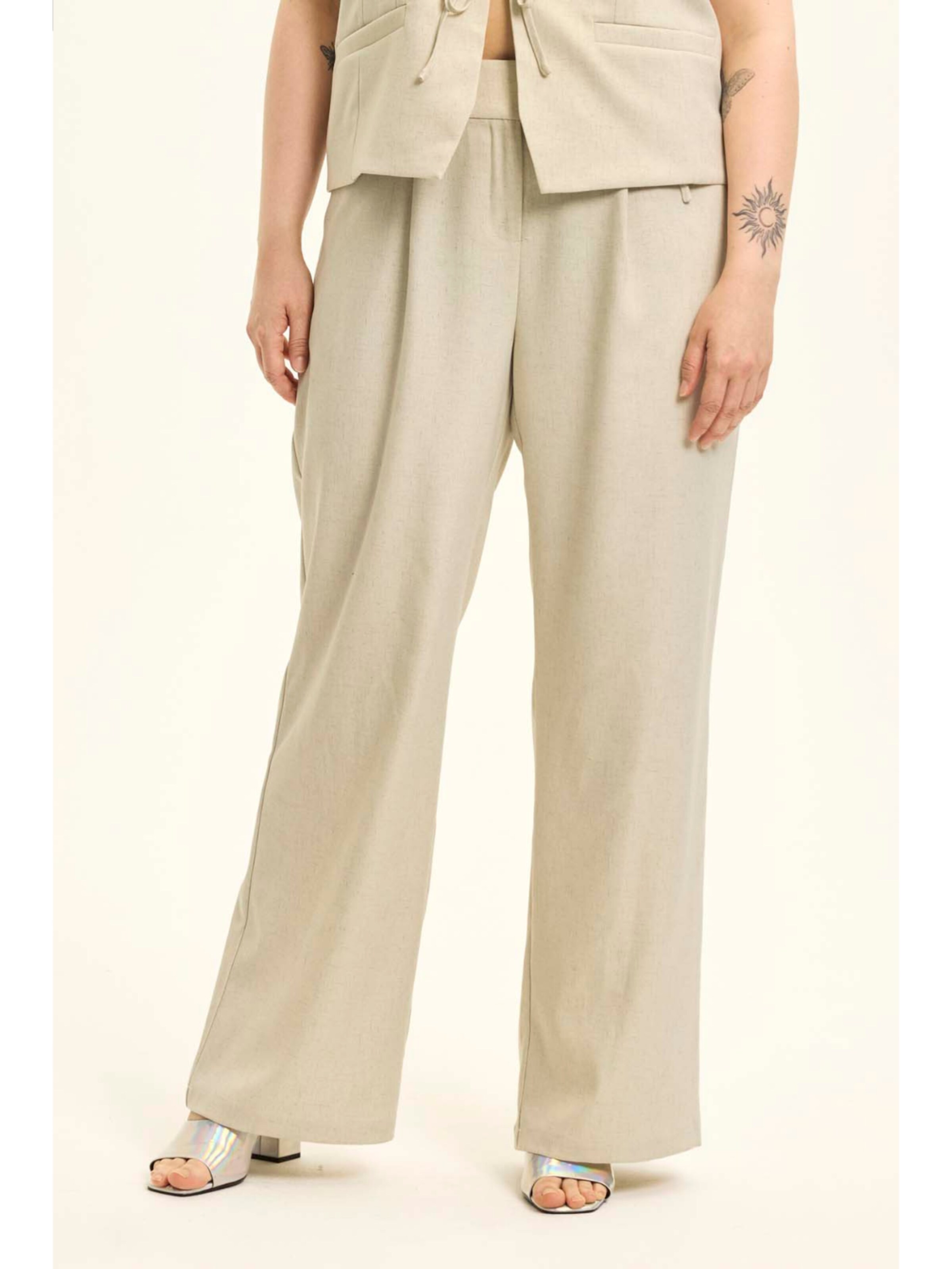 Anyday Regular Hose 'Tuesday 339' in Beige