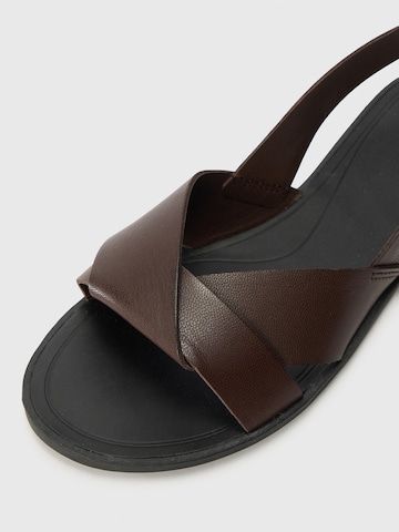 Sandale 'TIA 2.0' de la VAGABOND SHOEMAKERS pe maro