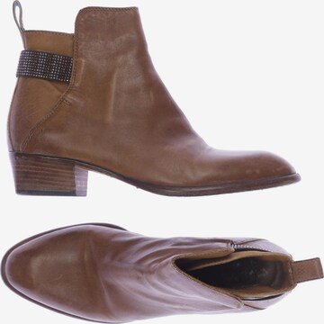 MOMA Dress Boots in 40 in Brown: front